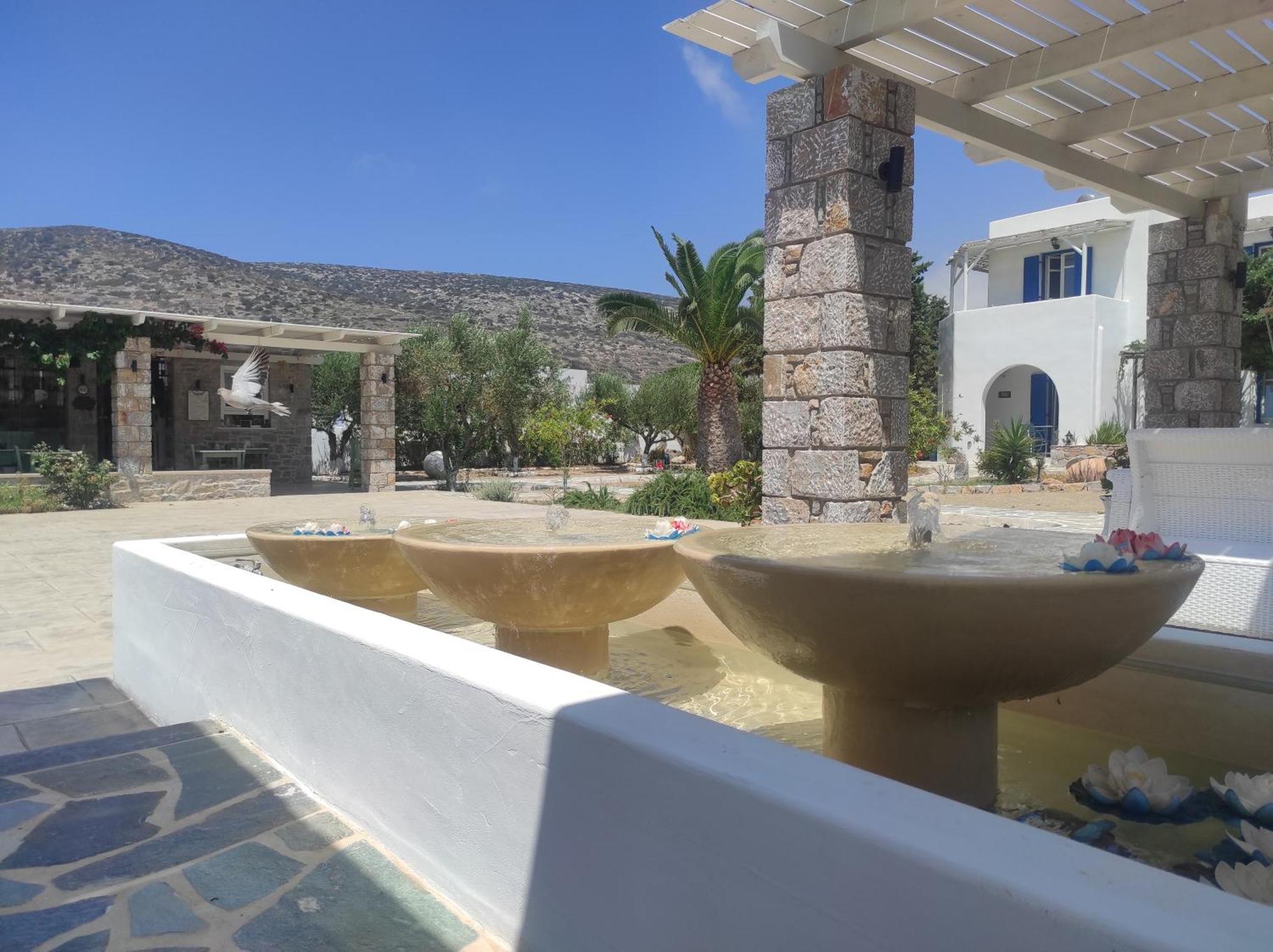 Villa Le Grand Bleu Катапола Экстерьер фото