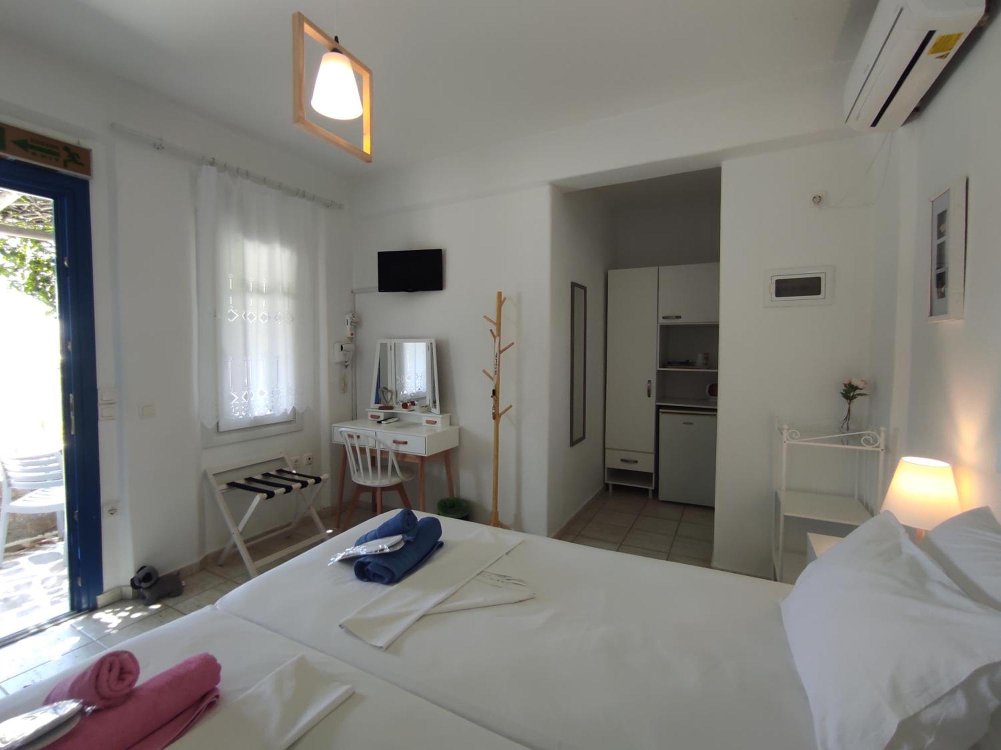 Villa Le Grand Bleu Катапола Экстерьер фото