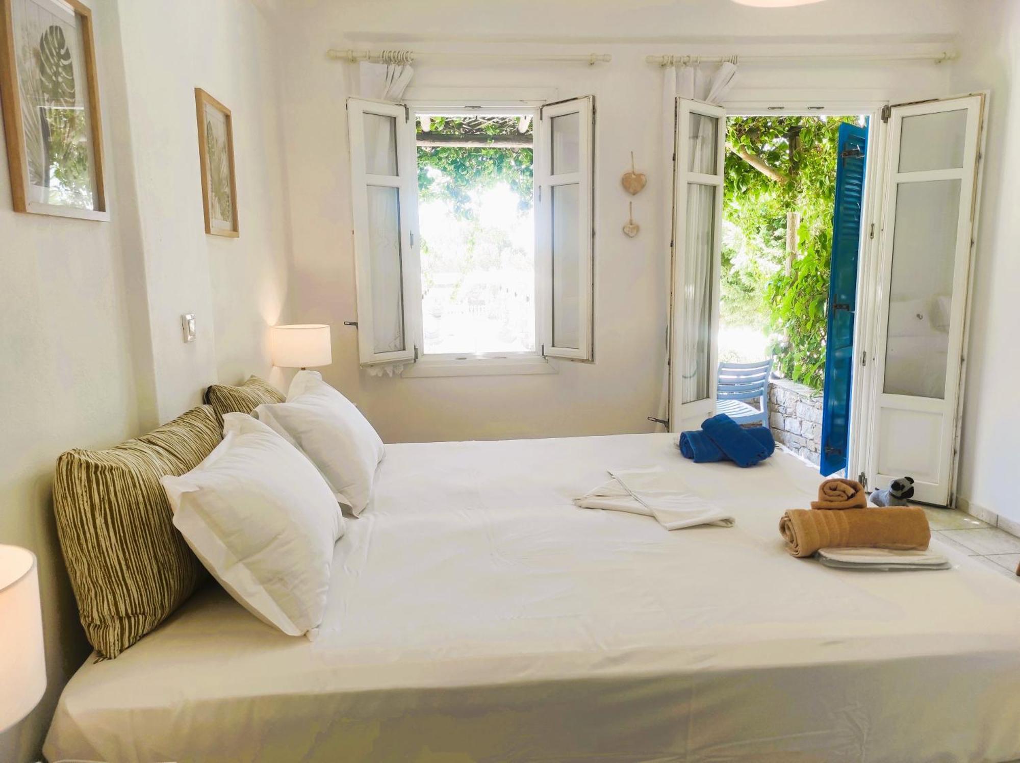 Villa Le Grand Bleu Катапола Экстерьер фото